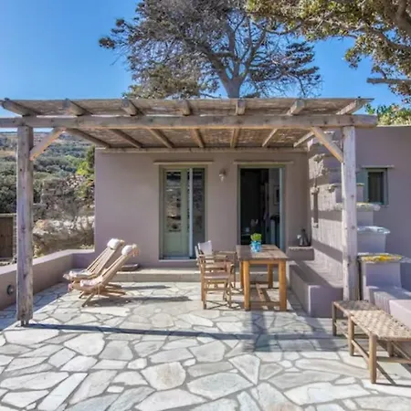 Country house Under The Linden Tree Tinos Koumaros